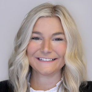 Meet your Posher, Olivia